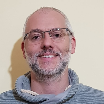 Dr. Juan Pablo Damián, experto en salud pública, zoonosis y docente en INMAB