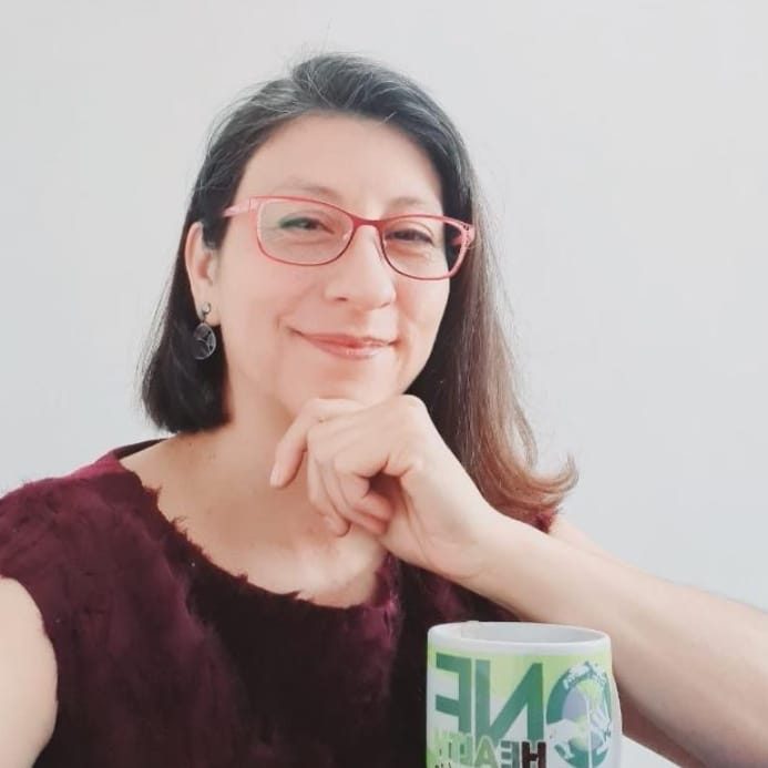 Daniela Figueroa, médica veterinaria especializada en el enfoque One Health y miembro de INMAB