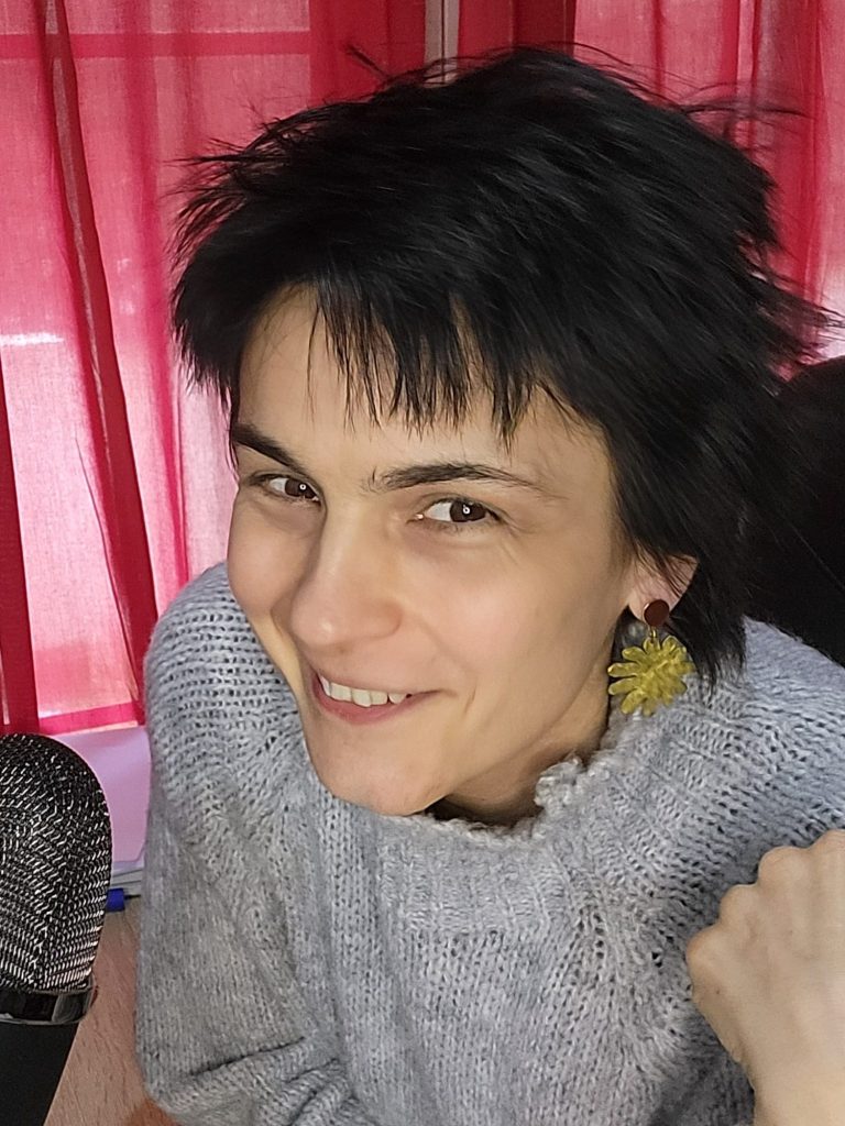 Rosa Cirac, psicóloga en INMAB especializada en interacciones humano-animales y salud mental